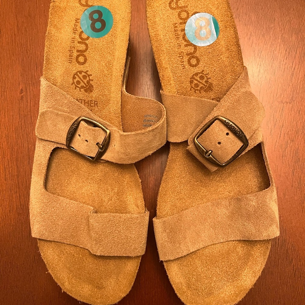 Light tan sandals